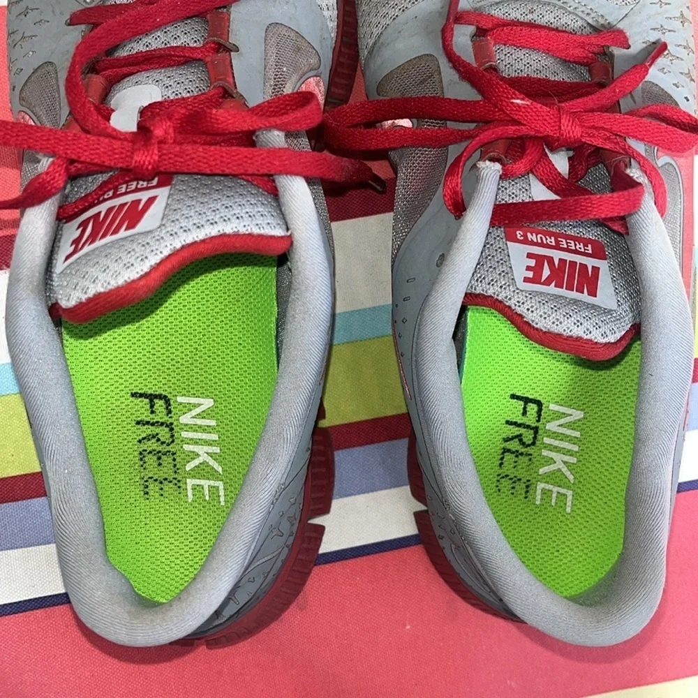 MEN’S 10.5 NIKE FREE RUN 5.0 SHOES